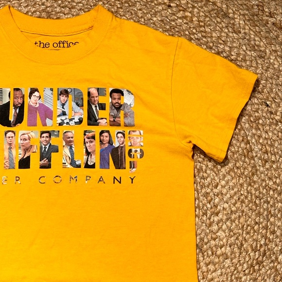 The Office Dunder Mifflin Paper Company T Shirt - Picture 3 of 5